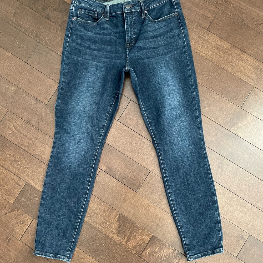 EUC Pistola straight jeans